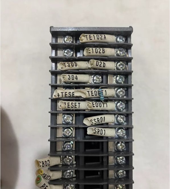 Yokogawa temperature control instrument UT52A-NNN-11-UN[USED]