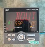 YOKOGAWA Temperature Controller UP35A-001-11-0[USED]