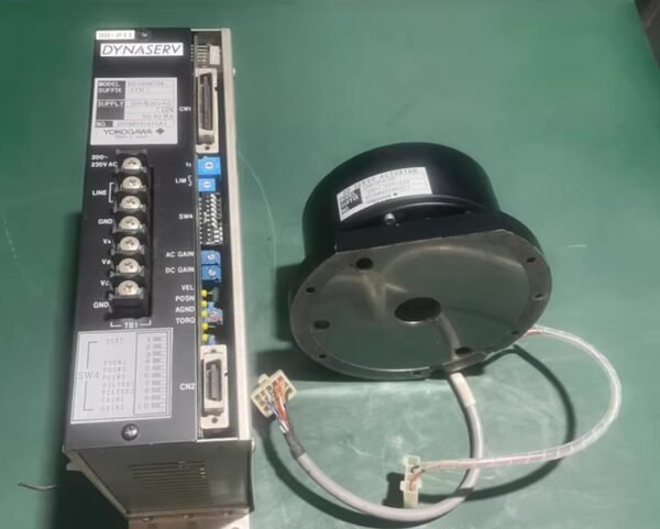 YOKOGAWA Drive Kit: Motor model: DM1004C0F Driver model: SD1004C04 -2TN[used]