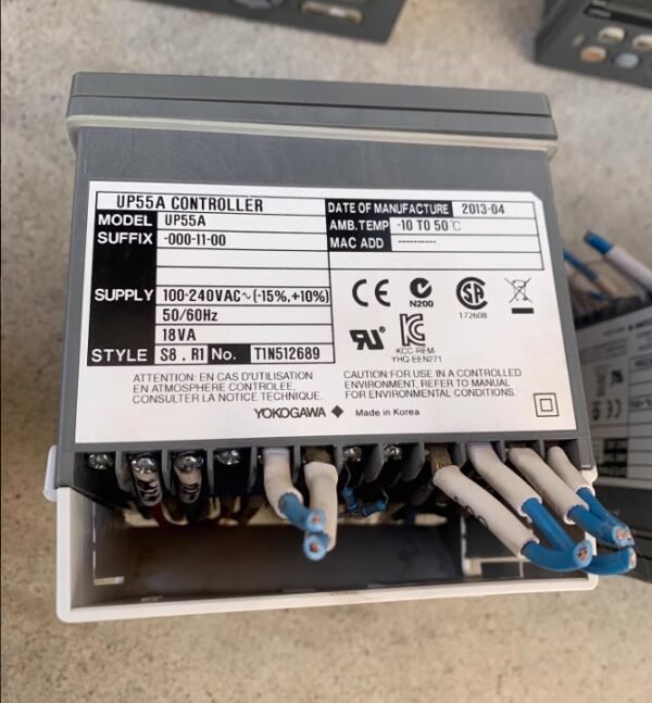 YOKOGAWA Temperature Controller UP55A-000-11-0[USED]