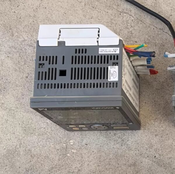 YOKOGAWA Temperature Controller UP55A-000-11-0[USED]