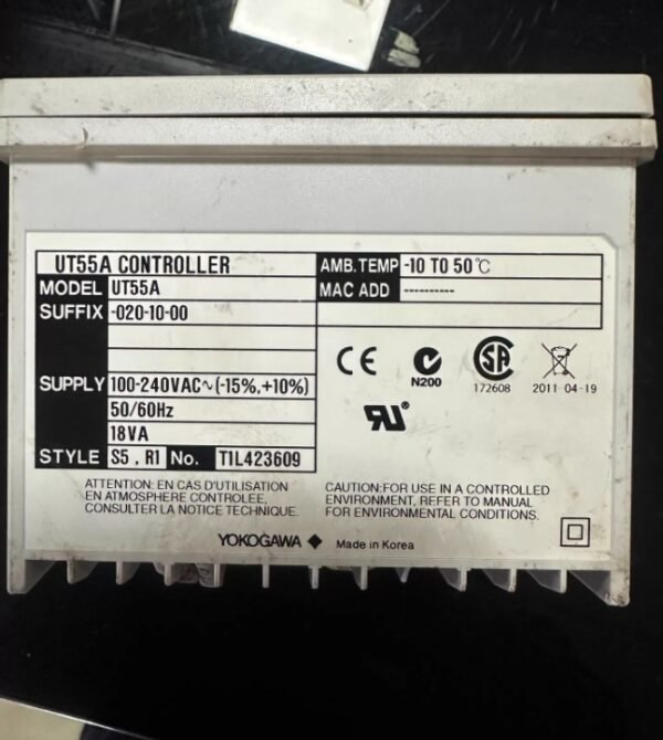 Yokogawa temperature controller UT55A-020-10-0[USED]