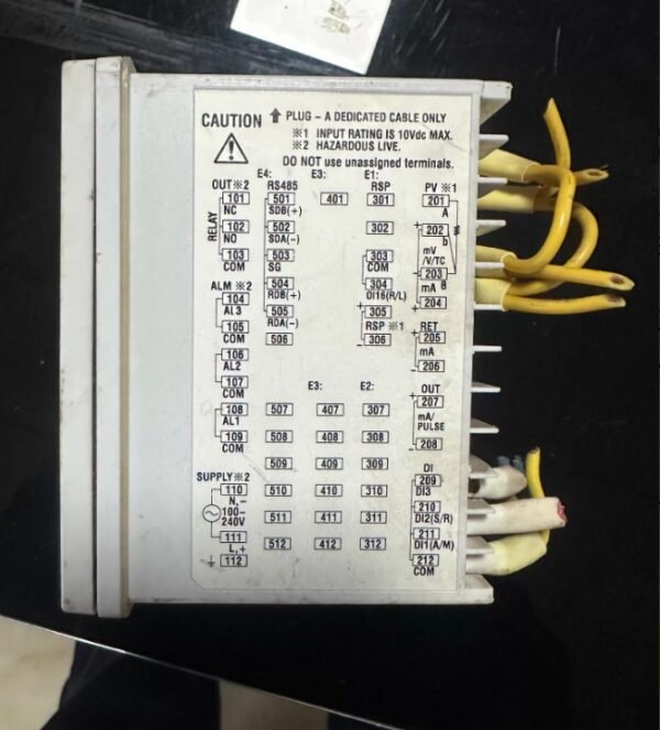 Yokogawa temperature controller UT55A-020-10-0[USED]