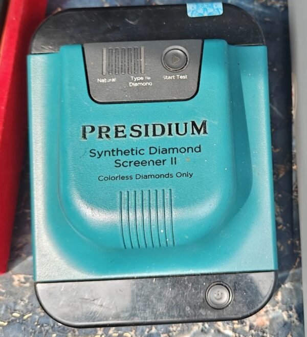 Developing diamond testing instruments, PRESIDIUM synthetic diamond testing instrument II generation