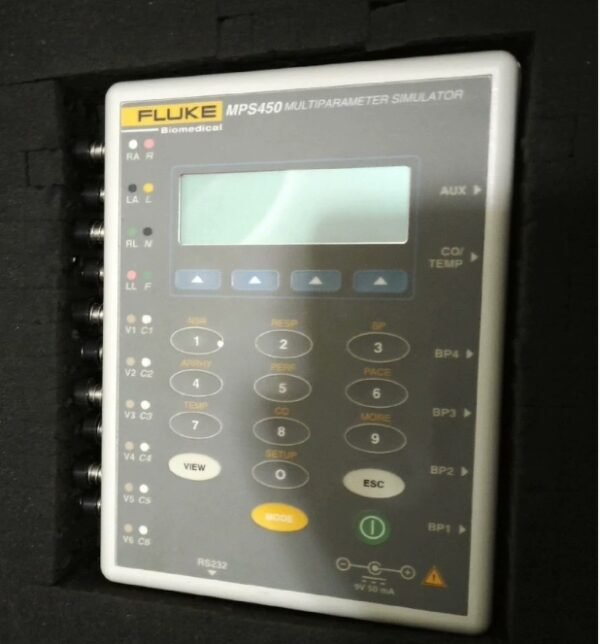 FLUKE MP450 Electrocardiogram Simulator