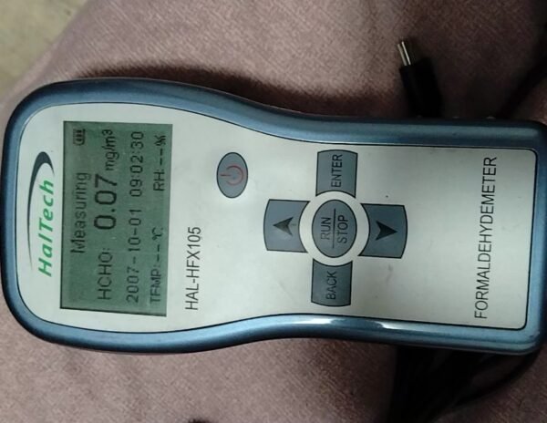 The detector HAL-HFX105 requires battery replacement.